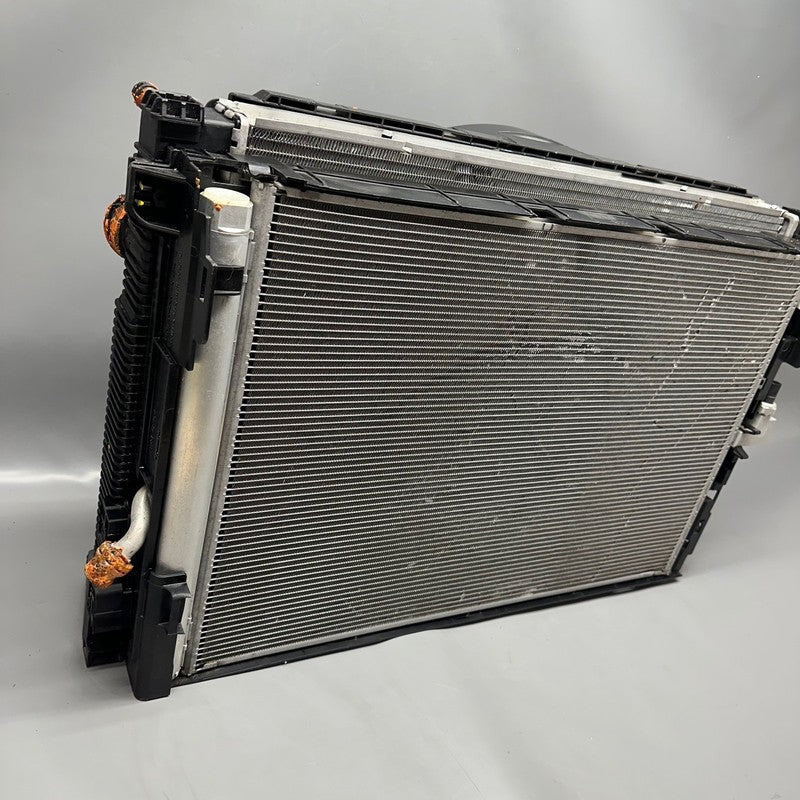 A2049066802 MERCEDES BENZ C250 COOLING RADIATOR FAN 2012 2013 2014 OEM A2049066802
