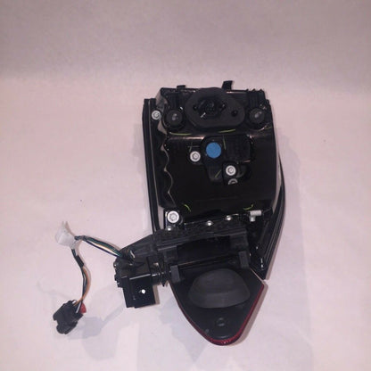 1034332-00-A TESLA MODEL X TAIL LIGHT LEFT DRIVER 1034332-00-A 2015 2016 2017 2018 LED OEM