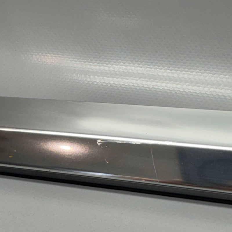 TESLA MODEL 3 DOOR WINDOW MOLDING RIGHT FRONT 2017-2019 2020 2021 2022