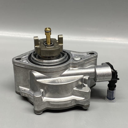 LR082226 / FX23-2A451-AB LAND ROVER DEFENDER PUMP VACUM RIGHT 2020 2021 2022 OEM FX23-2A451-AB