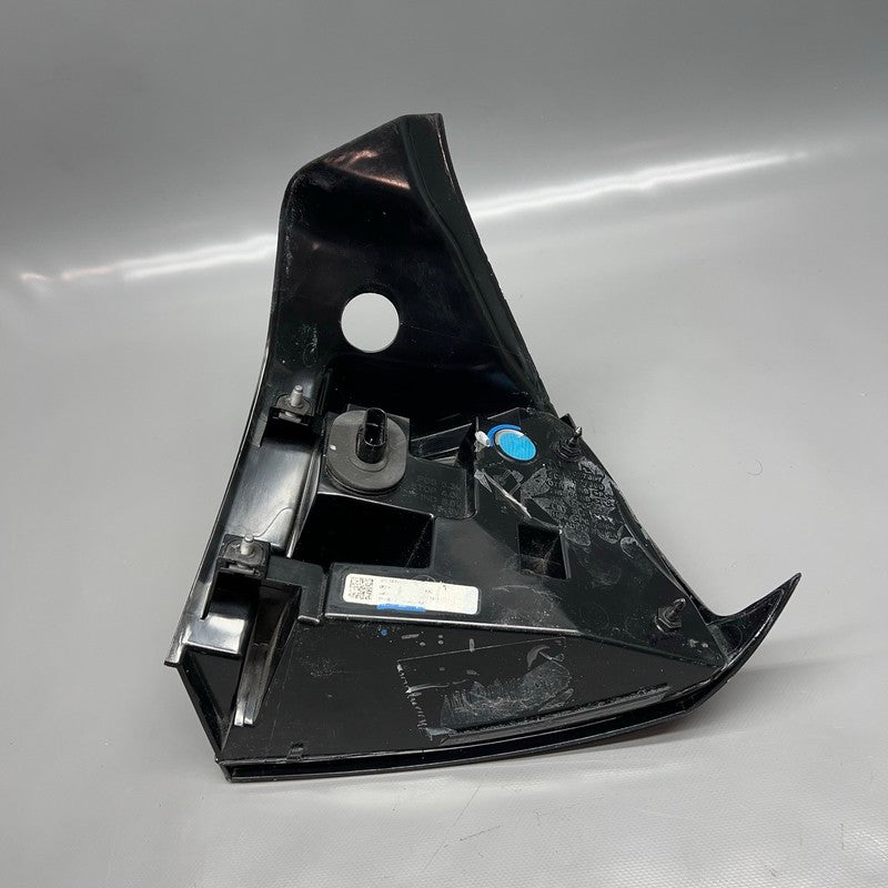 TESLA MODEL 3 TAIL LIGHT LEFT DRIVER 2017 2018 2019 2020 2021 2022 202
