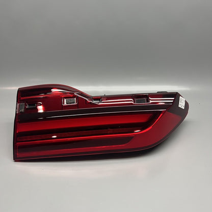 H85A164A404 BMW X7 TAIL LIGHT INNER LEFT DRIVER 2019 2020 2021 2022 OEM H85A164A404