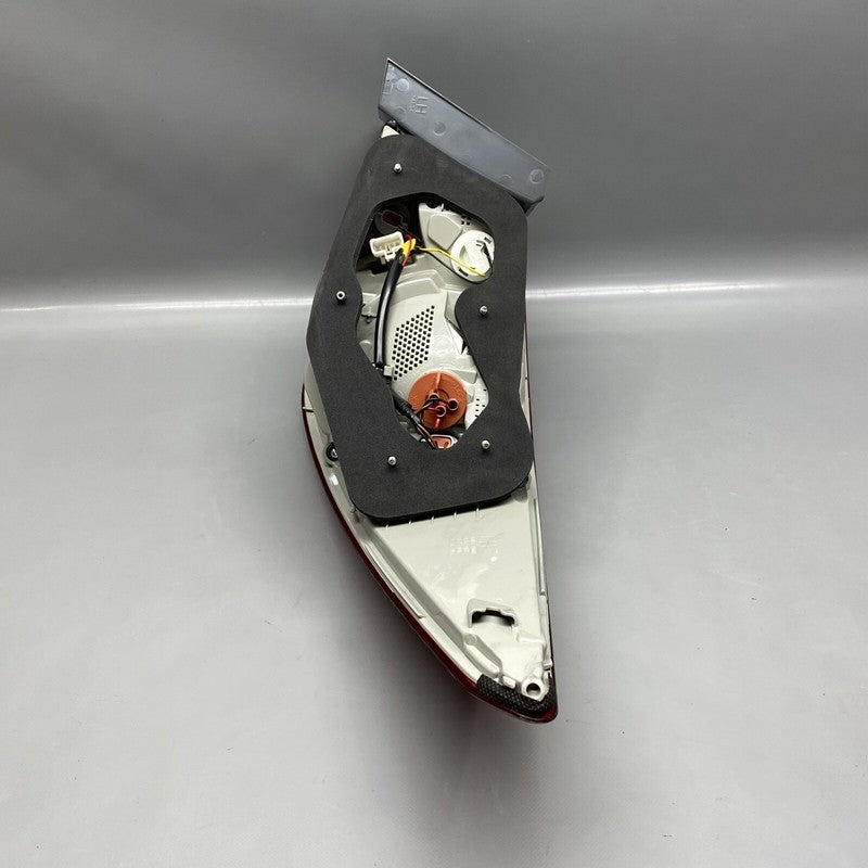 924013Q000 HYUNDAI SONATA TAIL LIGHT LEFT DRIVER 2011 2012 2013 2014 OEM 924013Q000