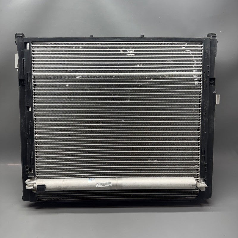 A0995001303 MERCEDES BENZ  GLS450 COOLING RADIATOR 2012-2014 2015 2016 2017 2018 2019 OEM