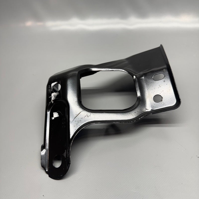 TESLA MODEL 3 FENDER SUPPORT BRACKET RIGHT 2017 2018 2019 2020 OEM 108