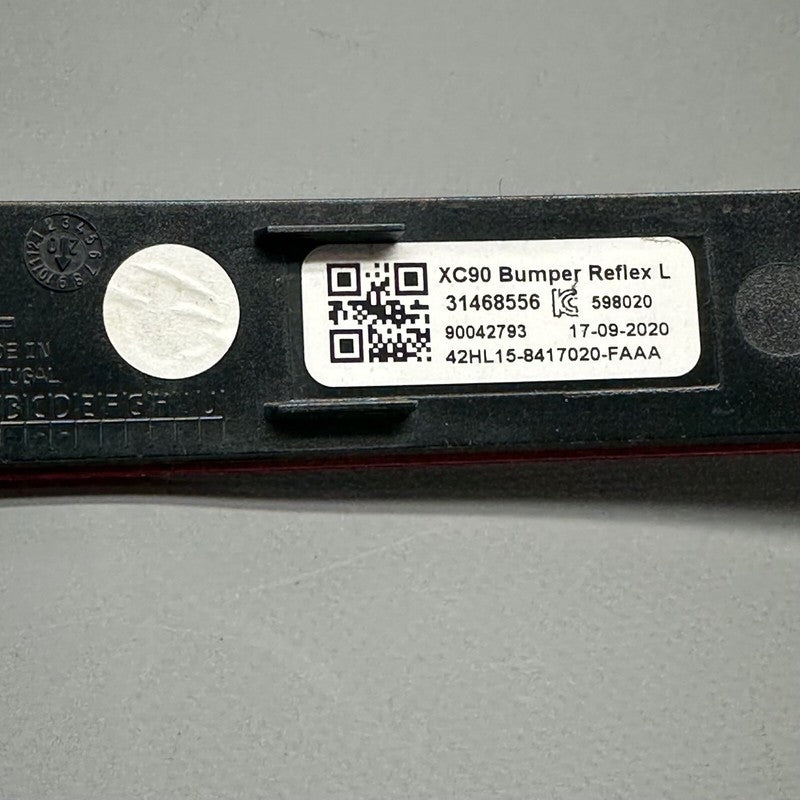 31468556 VOLVO XC90 BUMPER REFLECTOR LEFT REAR 2016 2017 2018 2019 2020 OEM 31468556