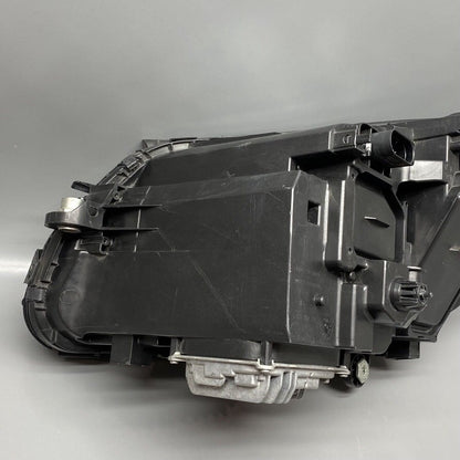 A2058201661 MERCEDES BENZ C300 HEADLIGHT RIGHT PASSENGER 2015 2016 2017 LED OEM A2058201661