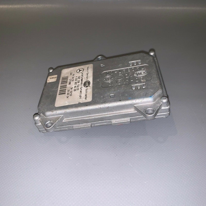 A0028206026 MERCEDES BENZ E350 E500 HID HEADLIGHT BALLAST CONTROL MODULE 2003 2004 2005 2006