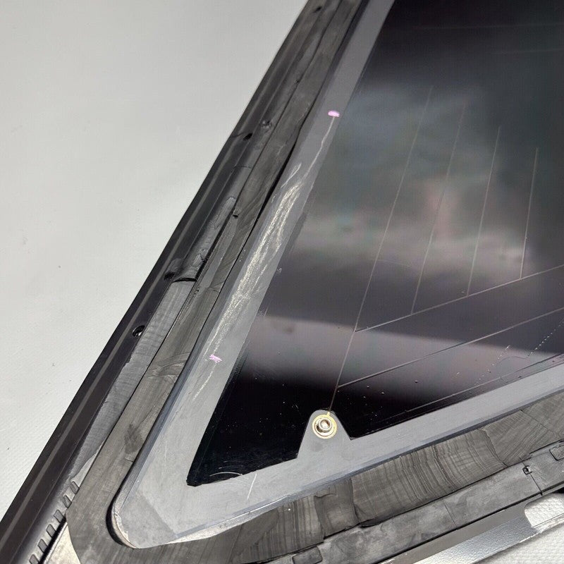 DK62-29600 RANGE ROVER SPORT QUARTER GLASS RIGHT REAR 2014 15 16 17 18 19 20 21 2022 OEM