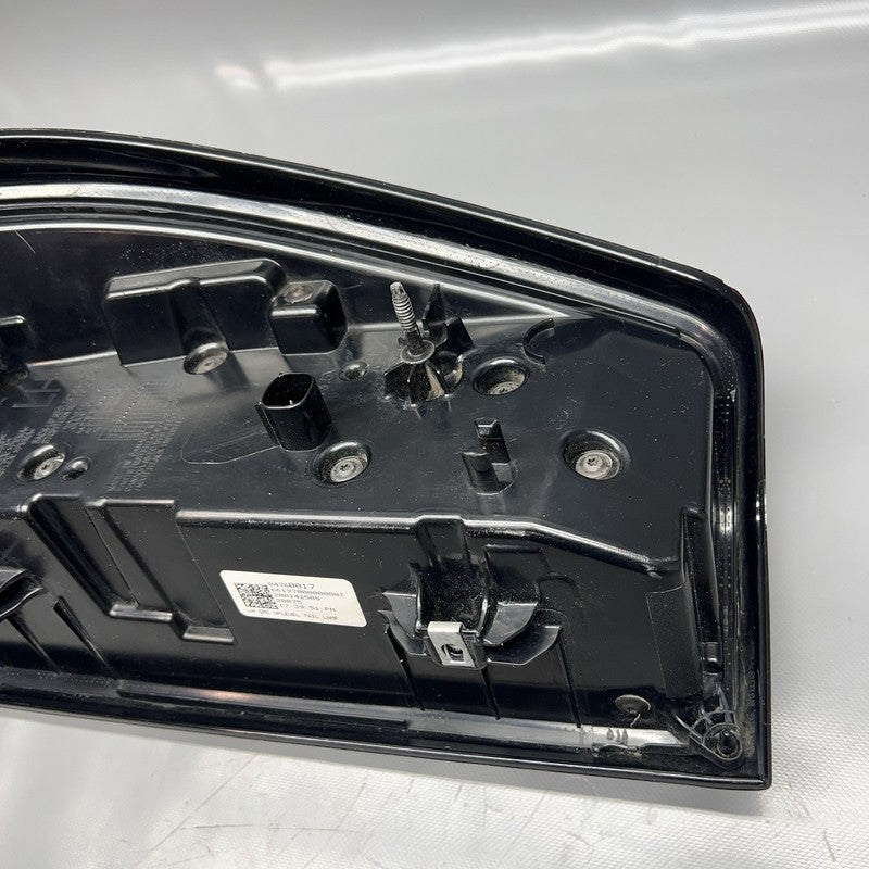 84760017 GMC SIERRA 1500 TAIL LIGHT LEFT DRIVER 2019 2020 2021 2022 2023 2024 LED OEM