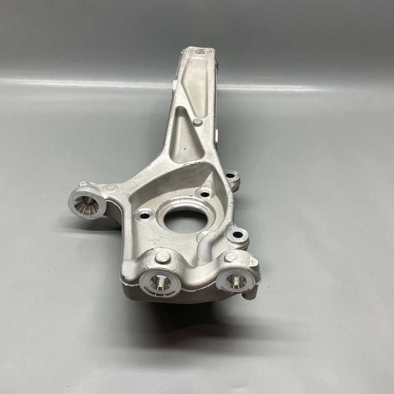 1044316-00-E TESLA MODEL 3 KNUCKLE RIGHT FRONT 2017 2018 2019 2020 2021 1044316-00-E OEM