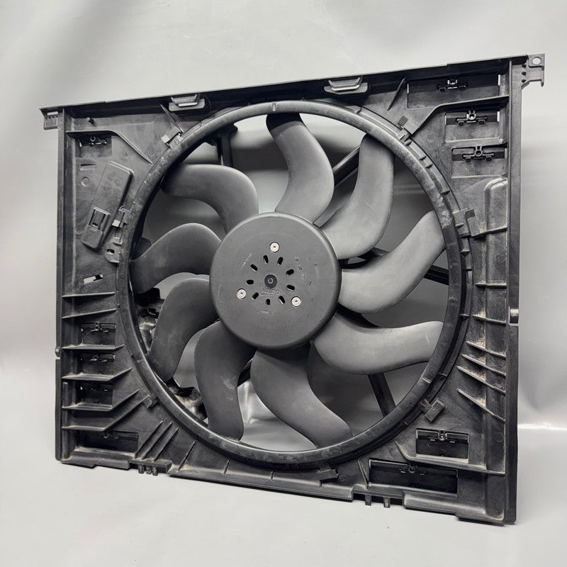 8666817 BMW IX RADIATOR FAN  2020 2021 2022 2023 2024 2025 OEM 8666817