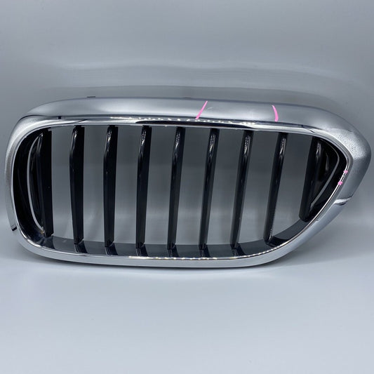 51137383519 BMW 530 G30 540 GRILLE LEFT SIDE 51137383519 OEM 2017 2018 2019 2020 
