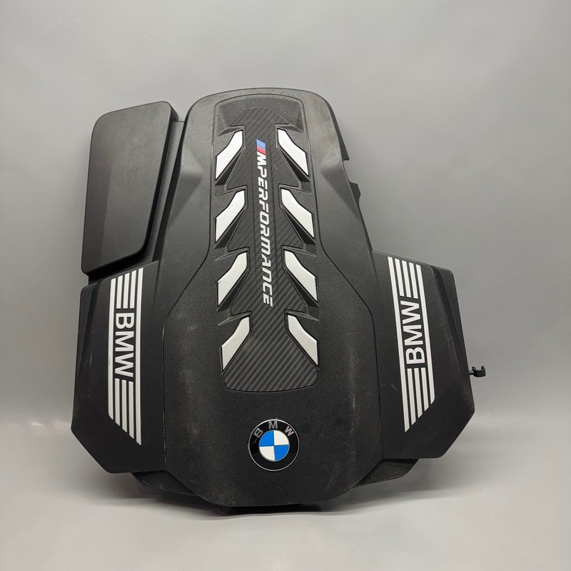 BMW M850I M550 ENGINE COVER 2020 2021 2022 2023 OEM 8489414