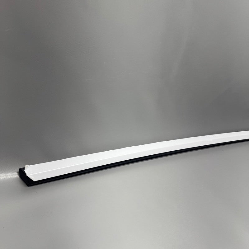 TESLA MODEL Y DOOR WINDOW MOLDING RIGHT REAR 2020-2023 2024 OEM 162116