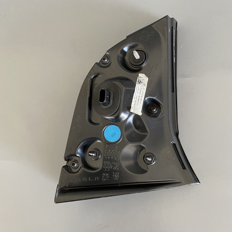 TESLA MODEL 3 INNER TAIL LIGHT RIGHT SIDE 2017 2018 2019 2020 OEM