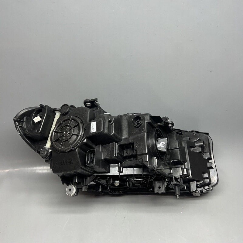 BMW 530 HEADLIGHT LEFT DRIVER M5 2017 2018 2019 2020 ADAPTIVE LED 8499