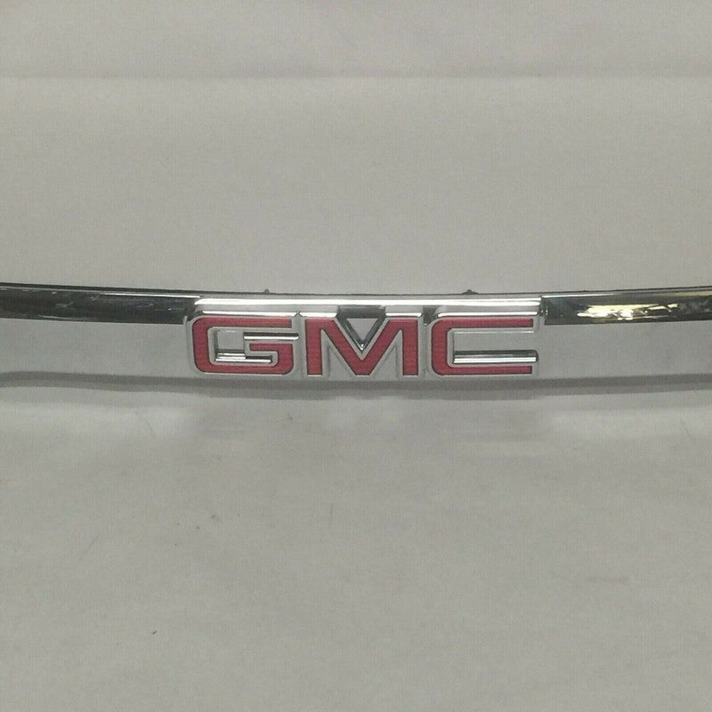84169198 GMC ACADIA REAR HATCH TRIM CHROME 84169198 2017 2018 OEM
