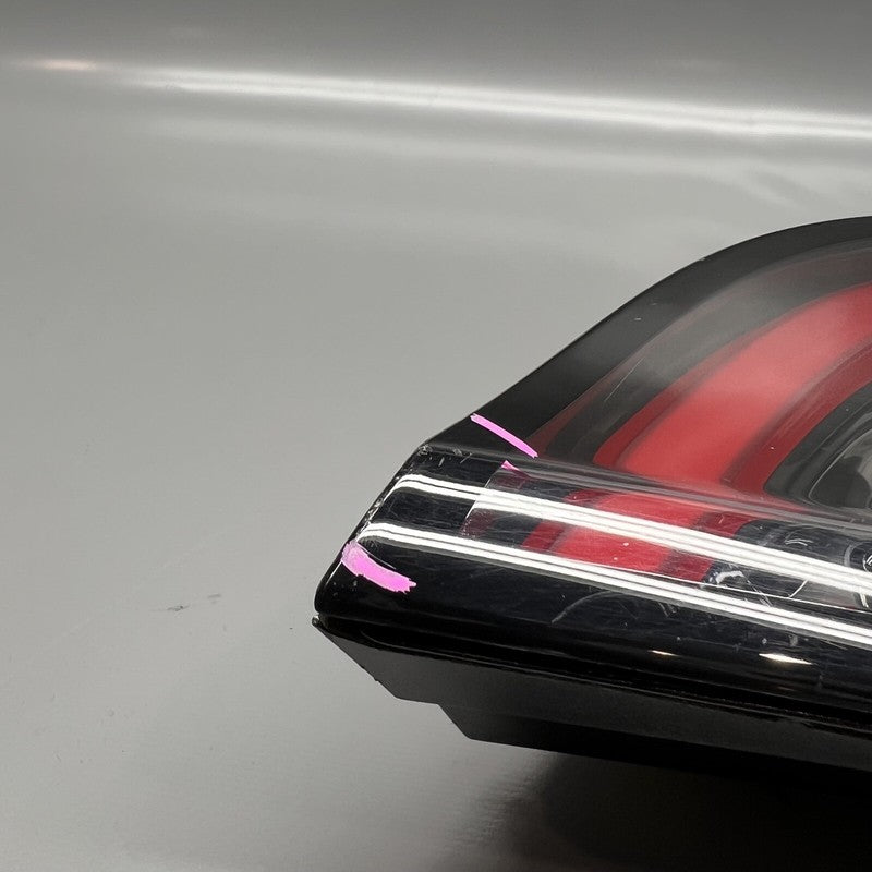 1502089-00-B TESLA MODEL Y LIFT GATE TAIL LIGHT RIGHT PASSENGER 2020 21 22 2023 1502089-00-B