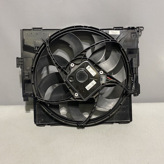 7640511-01 BMW 328 RADIATOR COOLING FAN F30 SEDAN 320 OEM 2012 2013 2014 2015