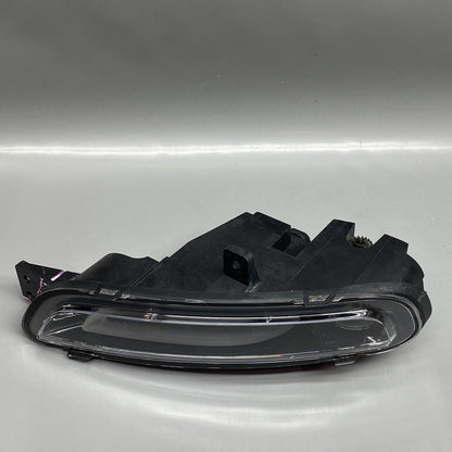 68273052A JEEP GRAND CHEROKEE FOG LIGHT 2017 2018 2019 2020 2021 OEM 68273052A