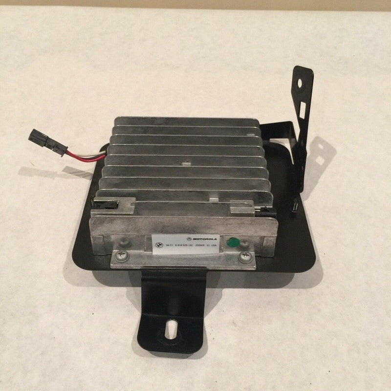 84.21 6918520-02 BMW 745 E65 MOTOROLA AMPLIFIER COMPENSATOR 2002 2003 2004 2005 OEM