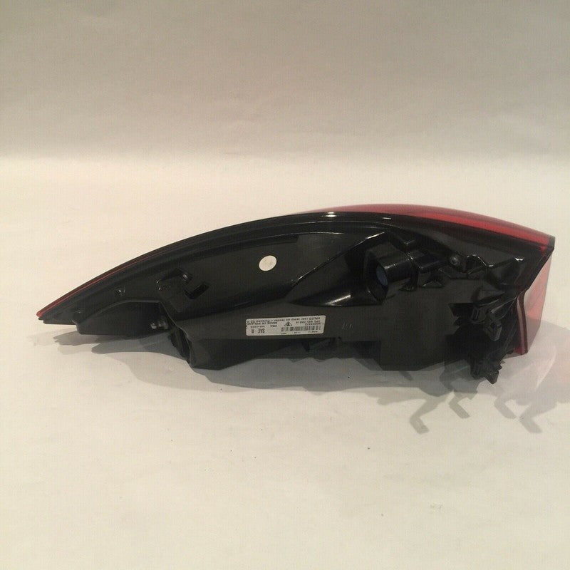 7P5945208H PORSCHE CAYENNE TAIL LIGHT RIGHT PASSENGER 2015 2016 2017 LED OEM 
