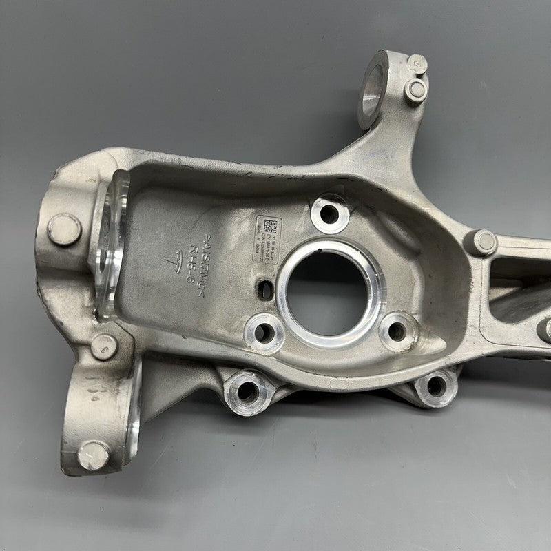 1188316-00-E TESLA MODEL Y KNUCKLE SPINDLE RIGHT FRONT 2020 2021 2022 2023 1188316-00-E
