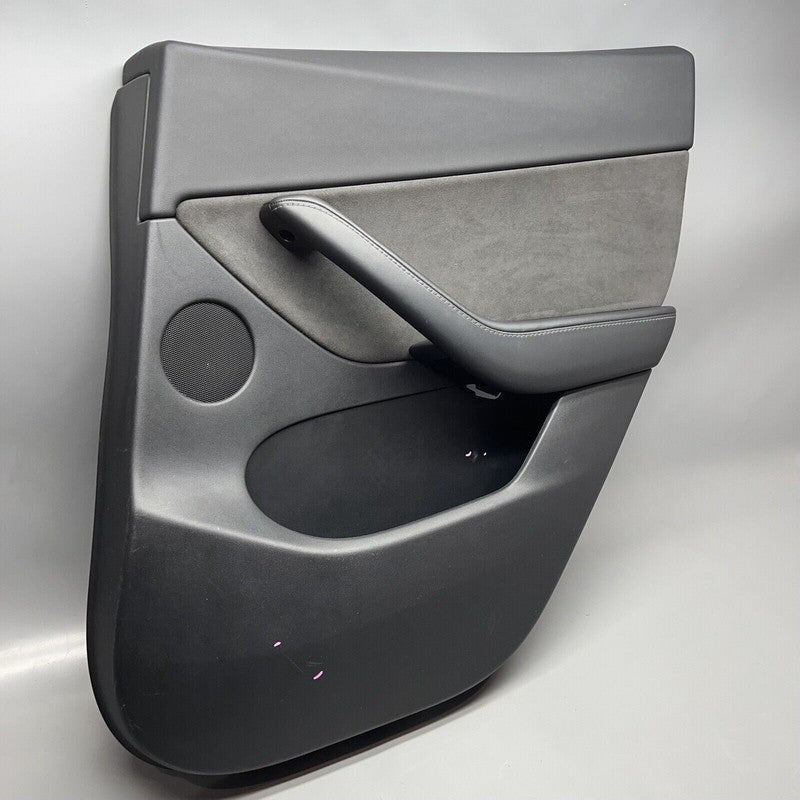 1497297-01-C TESLA MODEL Y DOOR PANEL RIGHT REAR 2020 2021 2022 2023 OEM 1497297-01-C