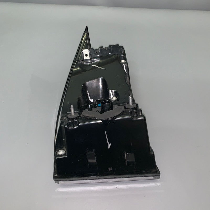 1034332-00-A TESLA MODEL X TAIL LIGHT LEFT DRIVER 1034332-00-A 2015 2016 2017 2018 2019 OEM