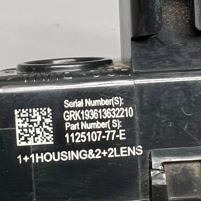 TESLA MODEL 3 FENDER CAMERA MARKER LEFT 2018 2019 2020 2021 1125106-77