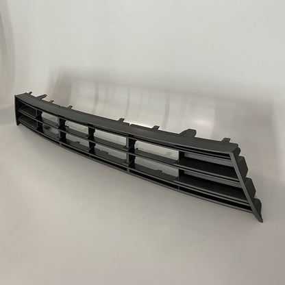 51117331724 BMW 528 GRILLE LOWER CENTER 51117331724 2014 2015 2016 OEM