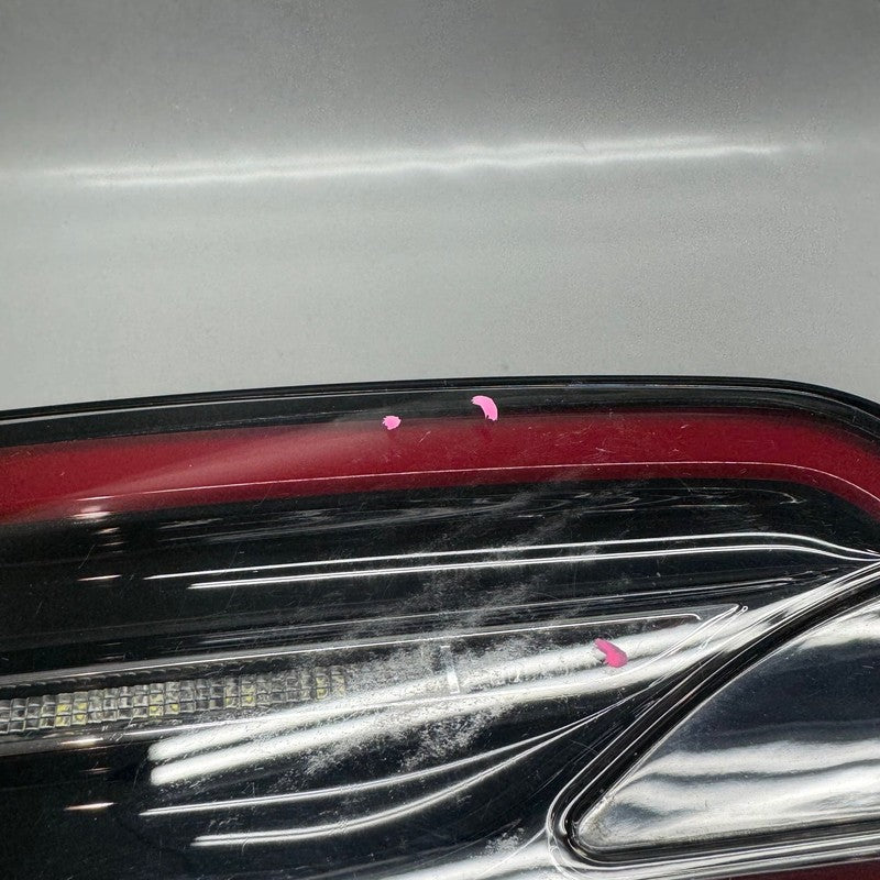 TESLA MODEL X TAIL LIGHT LEFT DRIVER 2016 2017 2018 2019 2020 OEM 1034