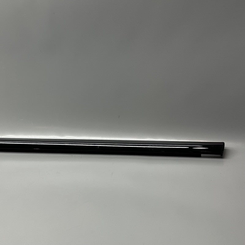 9Y0837475J PORSCHE CAYENNE DOOR WINDOW MOLDING LEFT FRONT 2019 2020 2021 2022 9Y0837475J