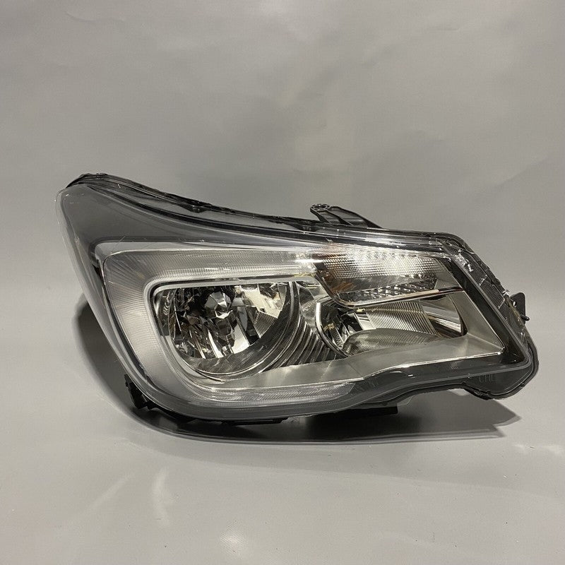 SUBARU FORESTER HEADLIGHT RIGHT PASSENGER HALOGEN 2017 2018 OEM