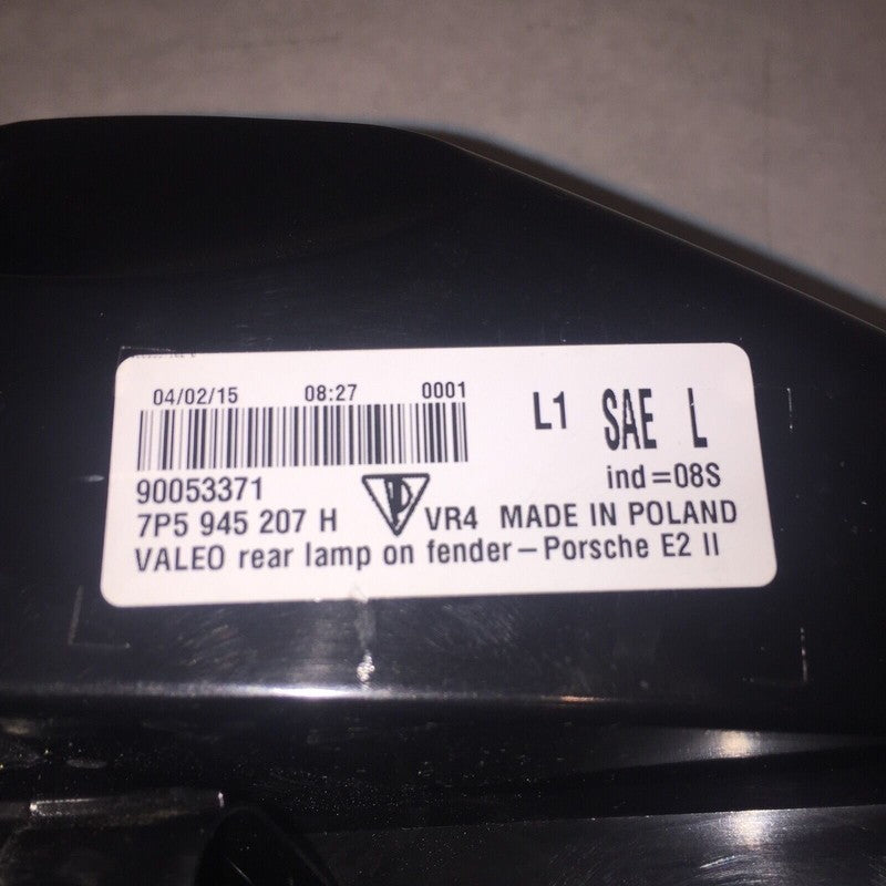 7P5945207H PORSCHE CAYENNE TAIL LIGHT LEFT DRIVER 7P5945207H 2015 2016 OEM 