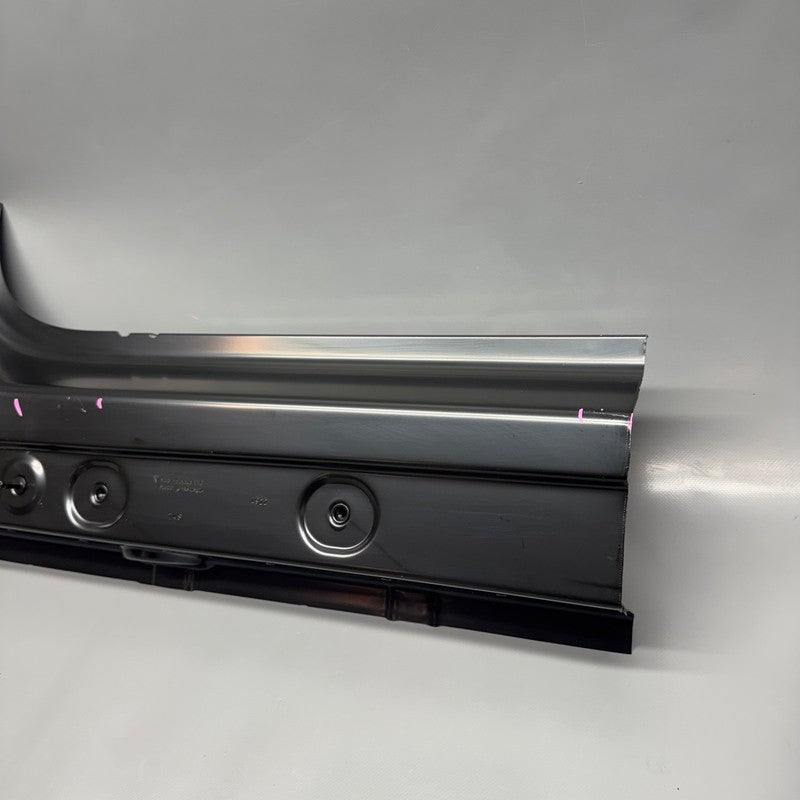 PORSCHE CAYENNE SIDE PART LEFT 2018 2019 2020 2021 OEM 9Y0809403Y