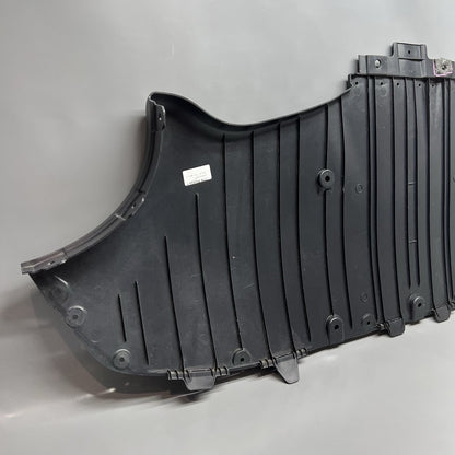 1638051-00-B TESLA MODEL Y REAR BUMPER LOWER SPLASH SHILED 2020 2021 2022 2023 1638051-00-B