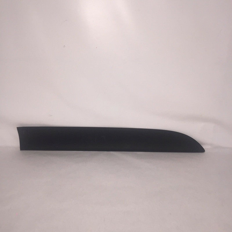 95B837890f PORSCHE MACAN RIGHT FRONT DOOR MOULDING 2014 2015 2016 2017 2018 OEM