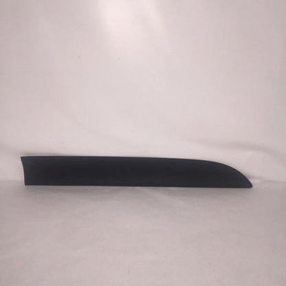 95B837890f PORSCHE MACAN RIGHT FRONT DOOR MOULDING 2014 2015 2016 2017 2018 OEM