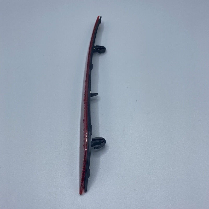 6007706-00-D TESLA MODEL S REAR BUMPER REFLECTOR RIGHT 2016 2017 2018 2019 2020 OEM