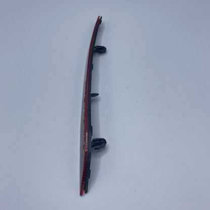 6007706-00-D TESLA MODEL S REAR BUMPER REFLECTOR RIGHT 2016 2017 2018 2019 2020 OEM