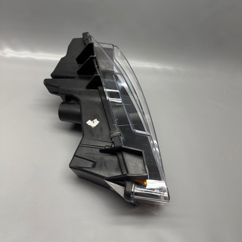 MODEL 3 TESLA MODEL 3 FOG LIGHT RIGHT PASSENGER 2017 2018 2019 2020 2021 2022 OEM