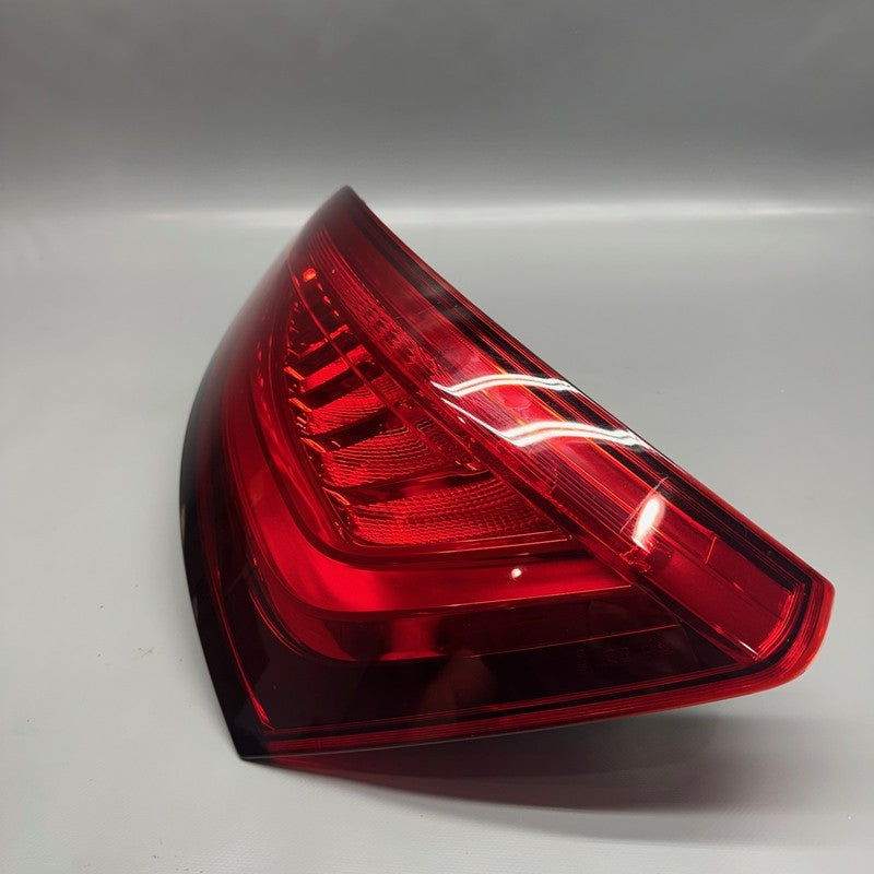 AUDI Q5 TAIL LIGHT RIGHT PASSENGER 2013 2014 2015 2016 2017 OEM 8R0945