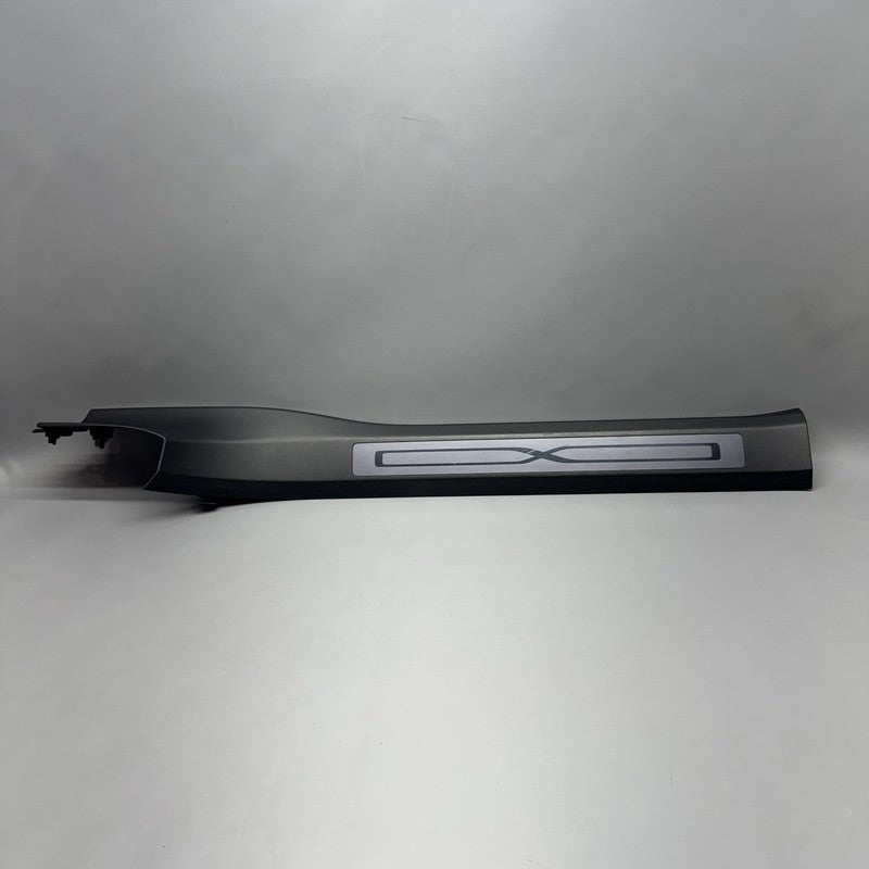 1035987-00-E TESLA MODEL X DOOR SILL RIGHT FRONT 2016 2017 2018 2019 2020 OEM 1035987-00-E