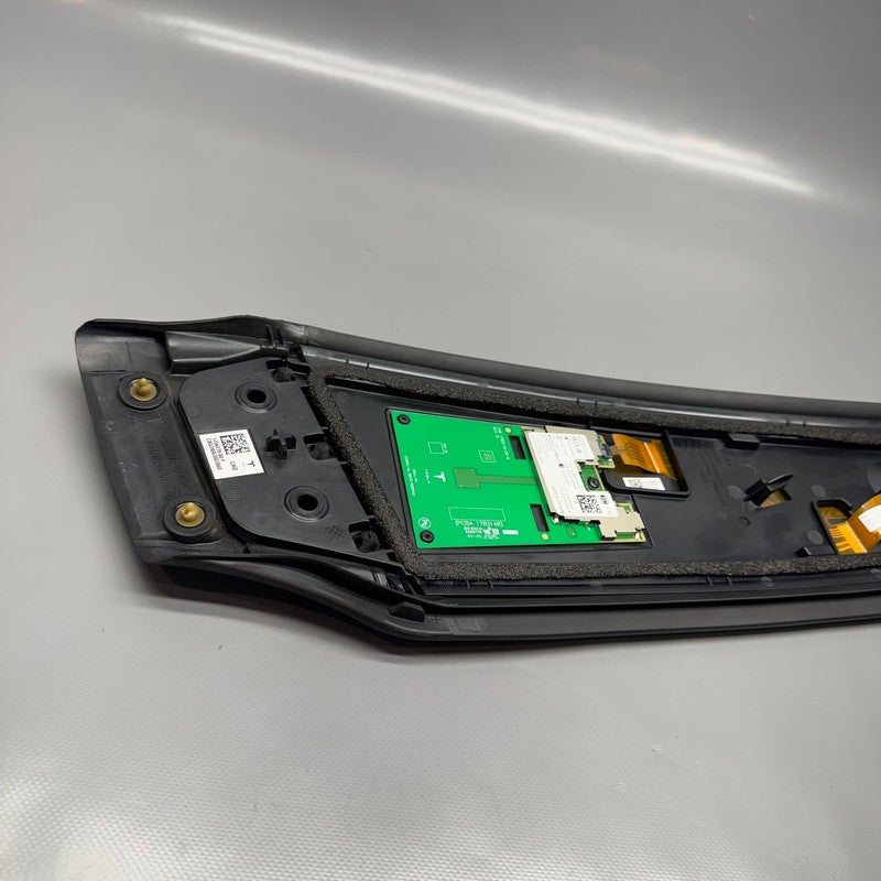 TESLA MODEL 3 B-PILLAR APPLIQUE GLASS TRIM RIGHT 2024 2025 2026 OEM 17