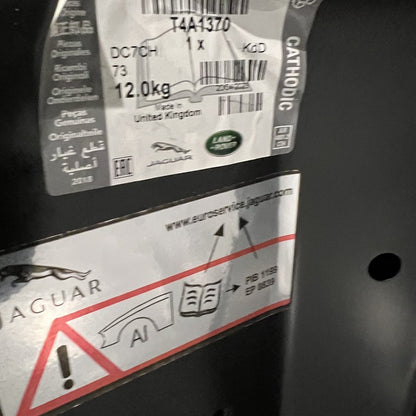 T4A1370 JAGUAR F-PACE DOOR RIGHT REAR 2017 2018 2019 2020 OEM T4A1370