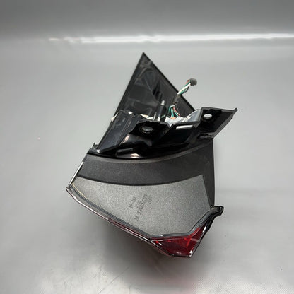 RAV 4 TOYOTA RAV 4 TAIL LIGHT RIGHT PASSENGER 2019 2020 2021 2022 OEM 