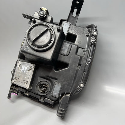 84016911 GMC SIERRA HEADLIGHT RIGHT PASSENGER 2016 2017 2018 2019 XENON OEM 84016911