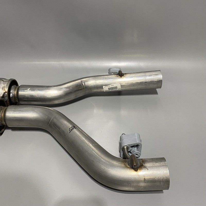T4A13539 JAGUAR F-PACE INTERMEDIATE MUFFLER T4A13539 2017 2018 2019 2020 OEM